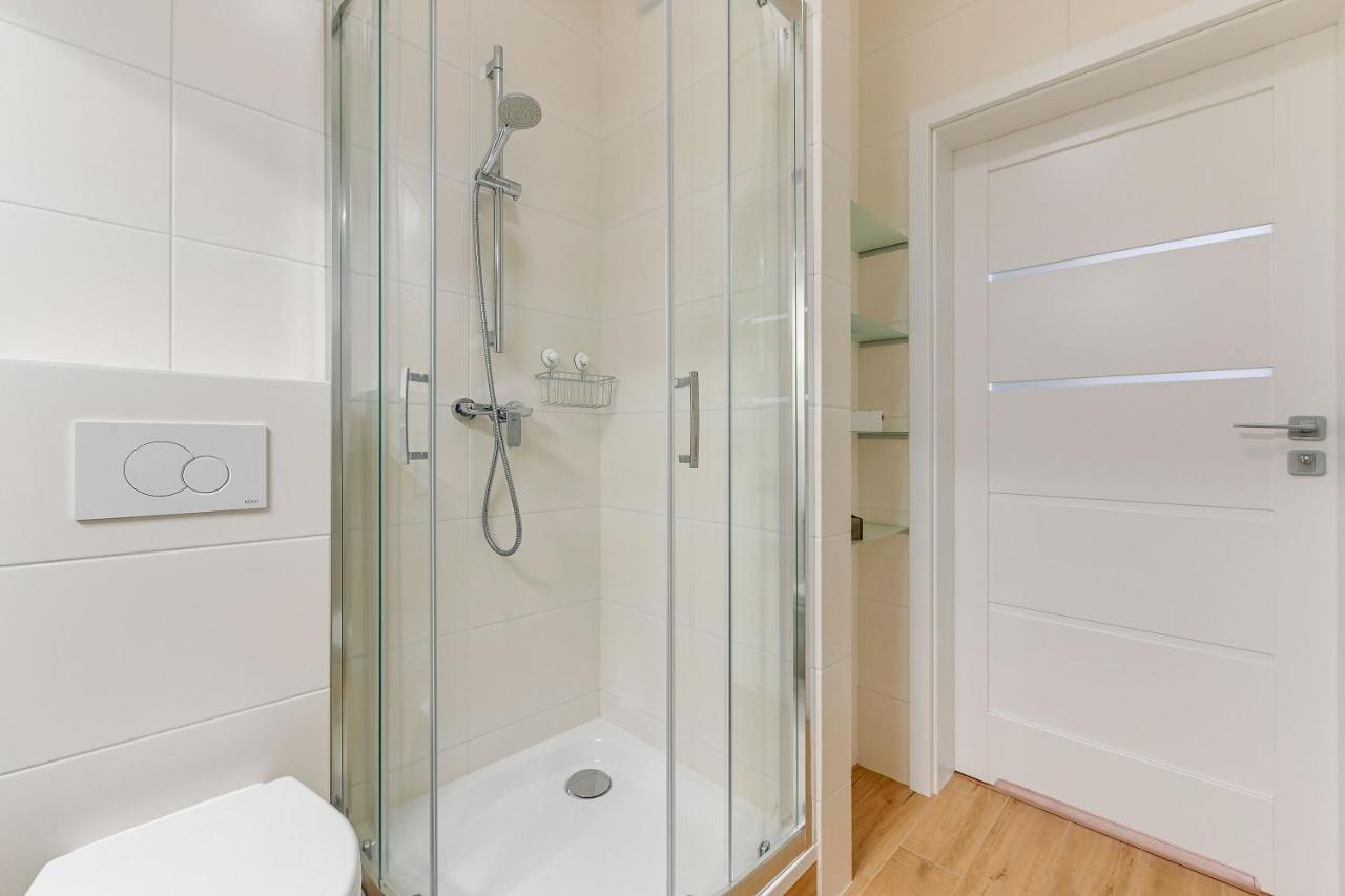 Apartament Nadmorskie Spektrum & Parking Gdańsk Kültér fotó
