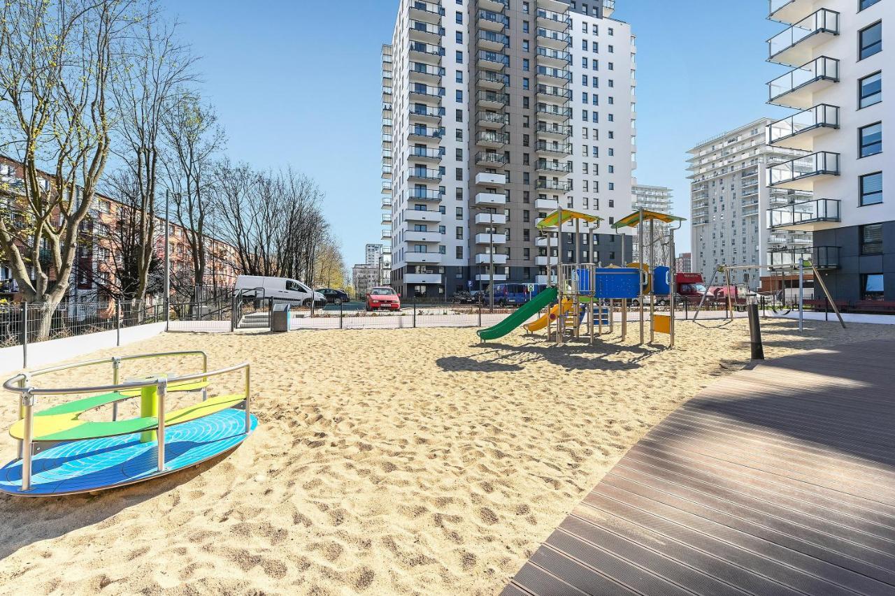 Apartament Nadmorskie Spektrum & Parking Gdańsk Kültér fotó
